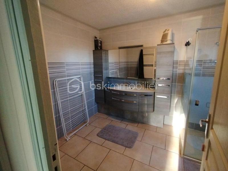 Maison traditionnelle - 127 m² - 6 pièces