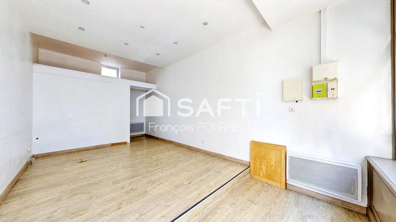 Immeuble - 80 m² - 3 pièces