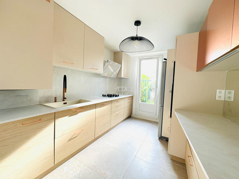 Appartement - 87 m² - 4 pièces