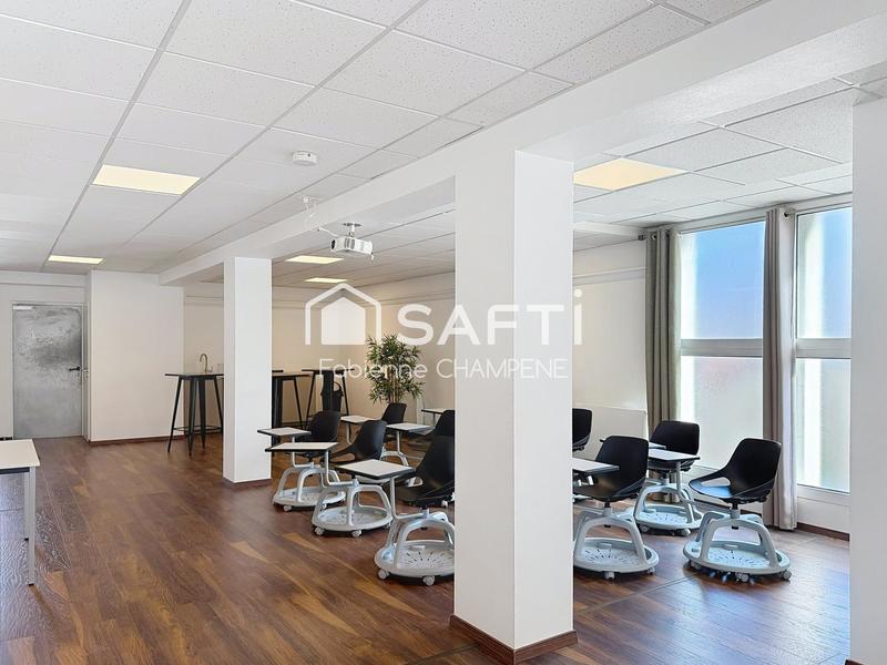 Local commercial - 106 m² - 1 pièce