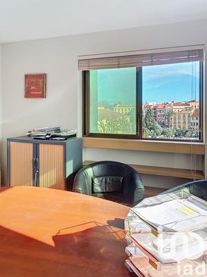 Appartement - 76 m² - 5 pièces