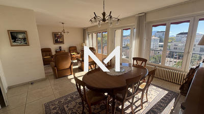 Appartement - 89 m² - 4 pièces