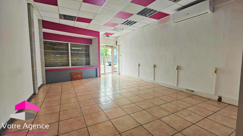 Local commercial - 115 m² - 1 pièce