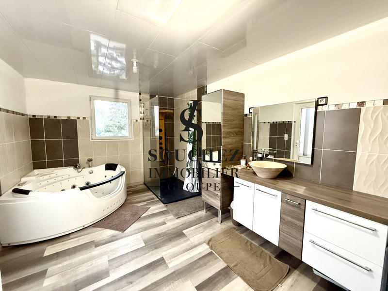 Maison - 89 m² - 4 pièces