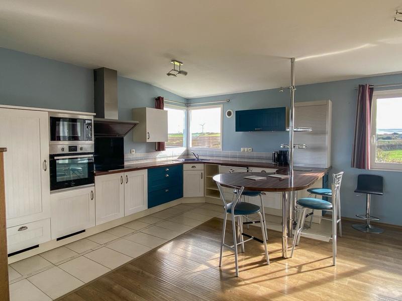 Maison - 180 m² - 7 pièces