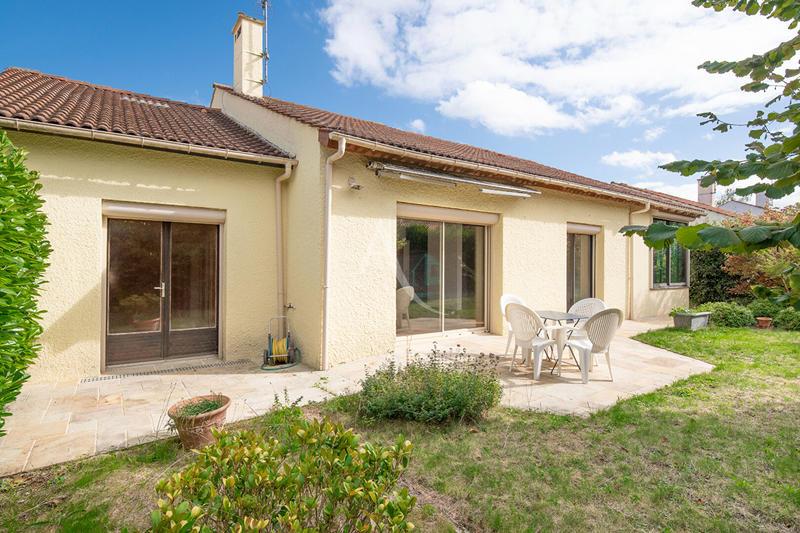 Maison - 141 m² - 7 pièces