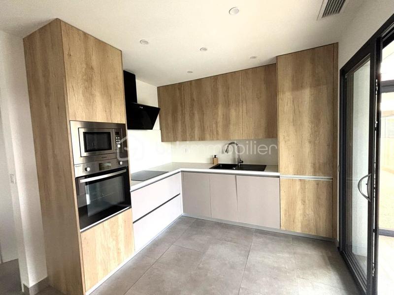 Villa - 85 m² - 5 pièces