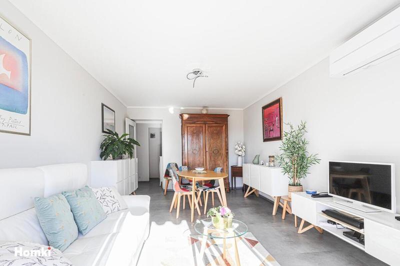 Appartement - 65 m² - 3 pièces