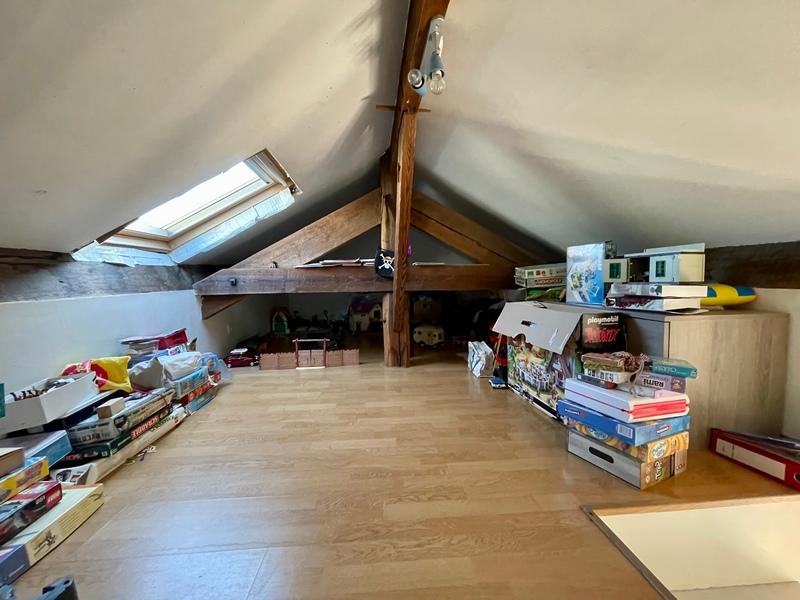 Appartement ancien - 135 m² - 8 pièces