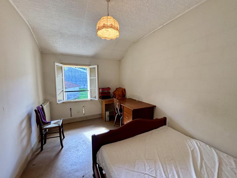 Appartement - 122 m² - 6 pièces