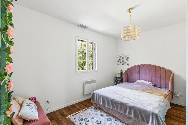 Maison - 140 m² - 6 pièces