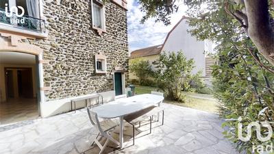 Maison - 153 m² - 7 pièces