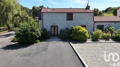 Maison - 324 m² - 10 pièces