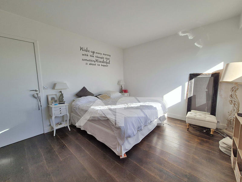 Appartement - 118 m² - 5 pièces