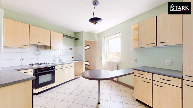 Appartement - 102 m² - 4 pièces