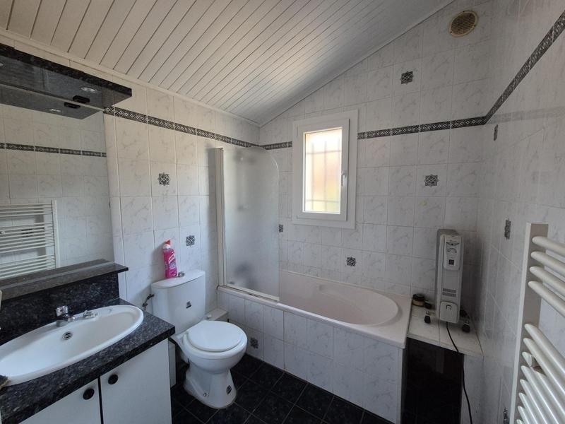 Maison - 97 m² - 5 pièces