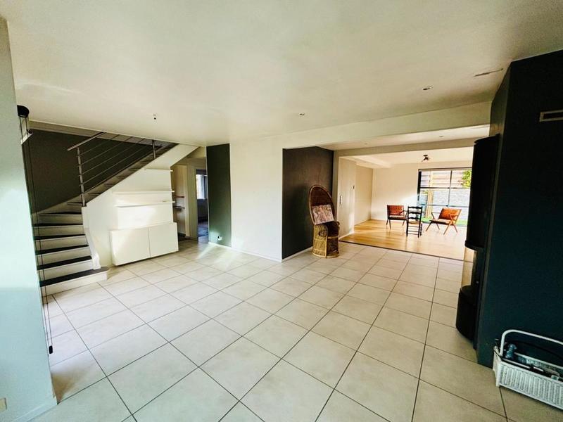 Maison - 175 m² - 7 pièces