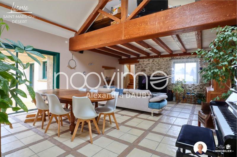 Maison - 180 m² - 6 pièces