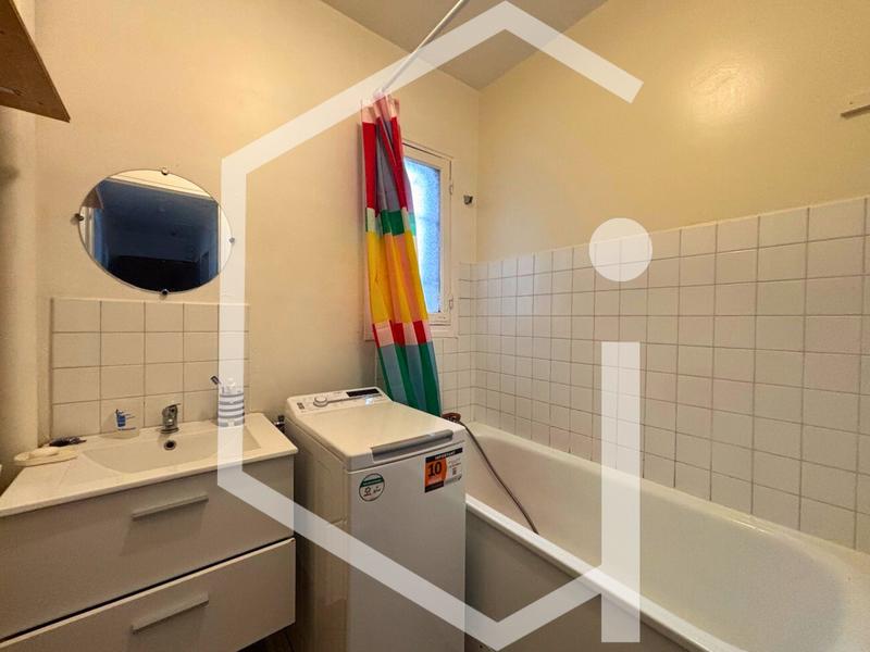 Immeuble - 305 m² - 16 pièces