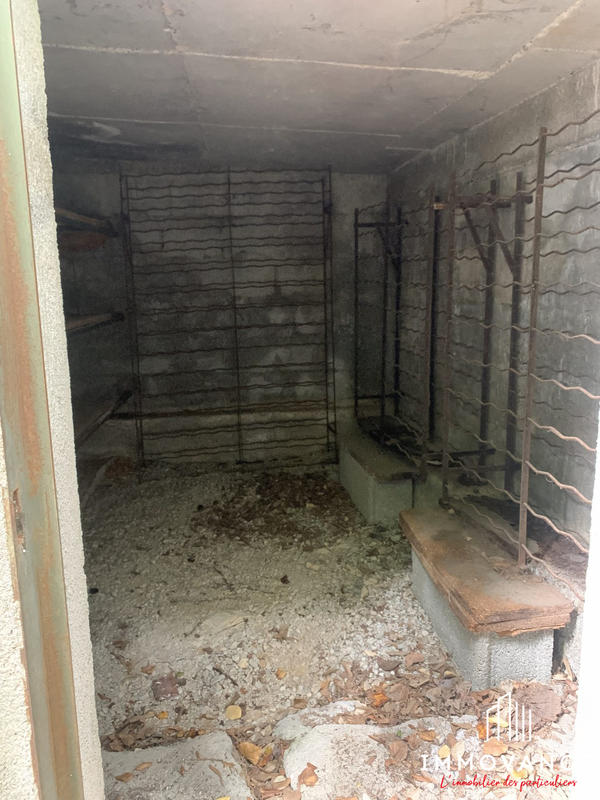 Maison - 230 m² - 7 pièces