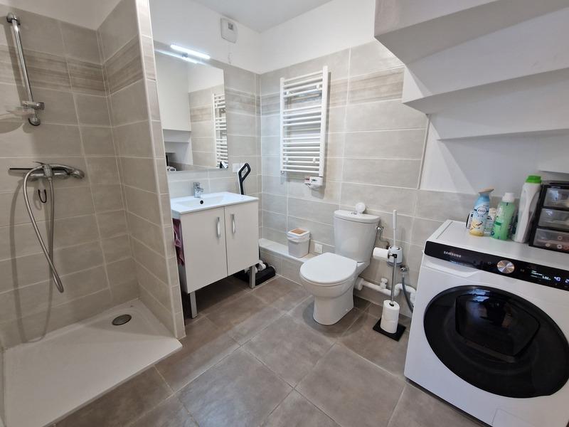 Appartement - 90 m² - 4 pièces