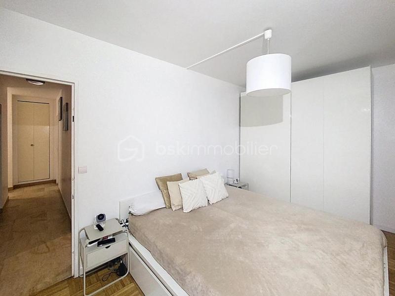Appartement - 96 m² - 5 pièces