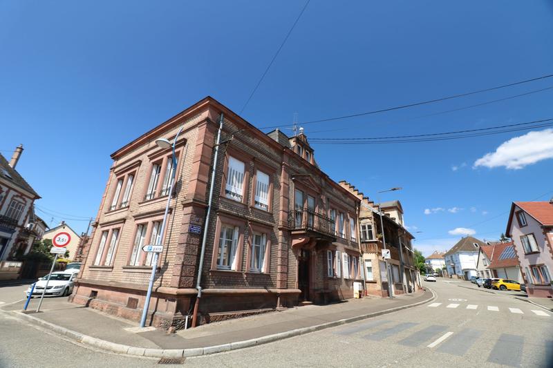 Maison - 500 m² - 9 pièces