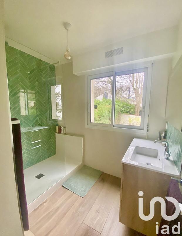 Appartement - 97 m² - 5 pièces