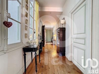 Appartement - 192 m² - 6 pièces