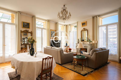 Appartement - 143 m² - 4 pièces