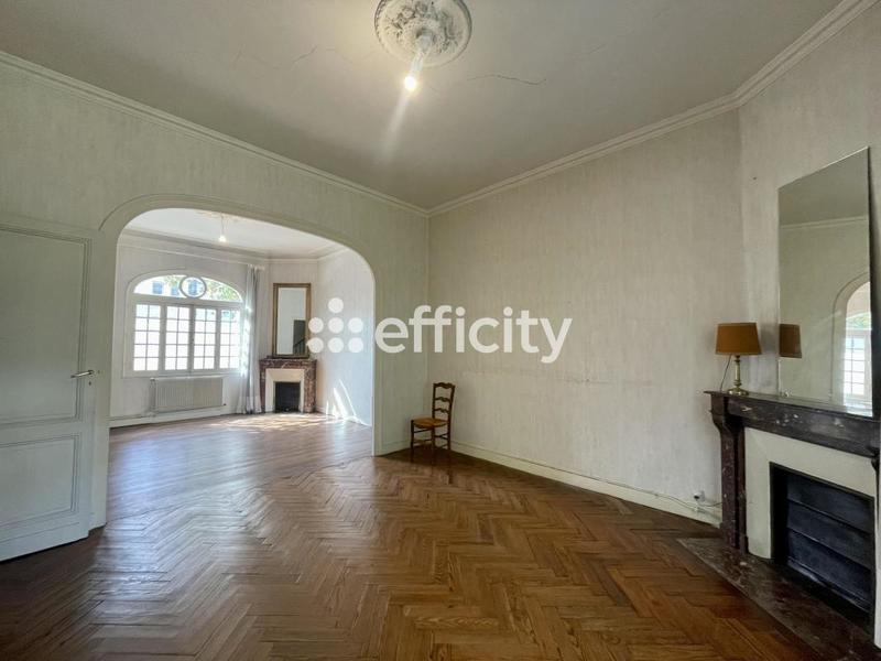 Maison bourgeoise - 160 m² - 8 pièces