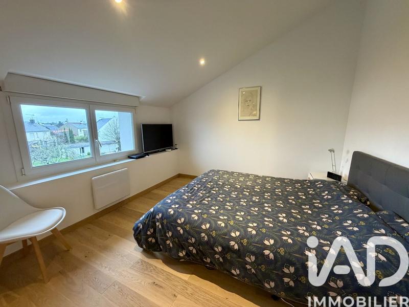 Maison - 187 m² - 7 pièces