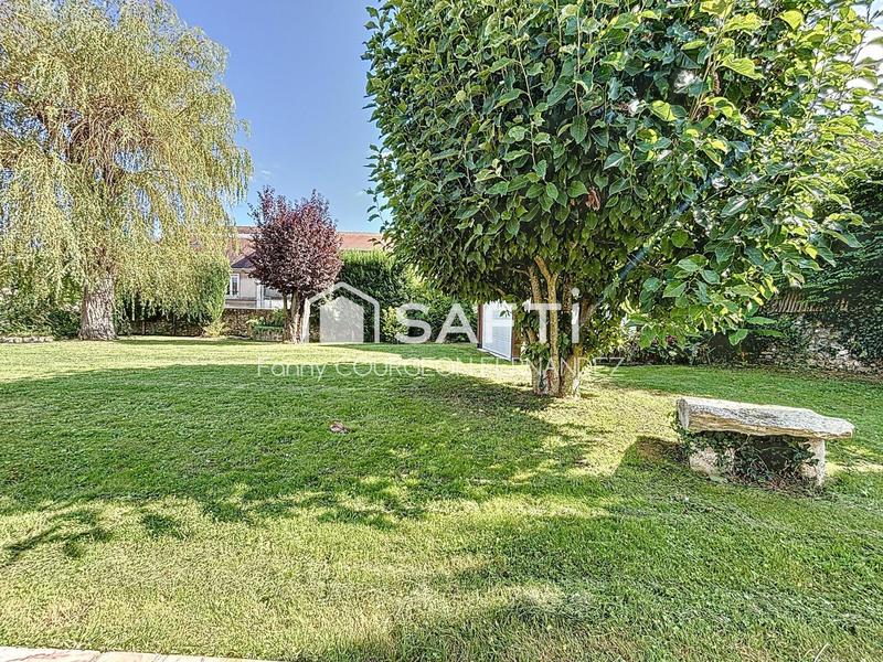 Maison - 187 m² - 8 pièces