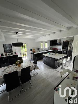 Maison - 102 m² - 5 pièces