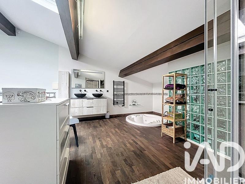 Maison - 156 m² - 6 pièces