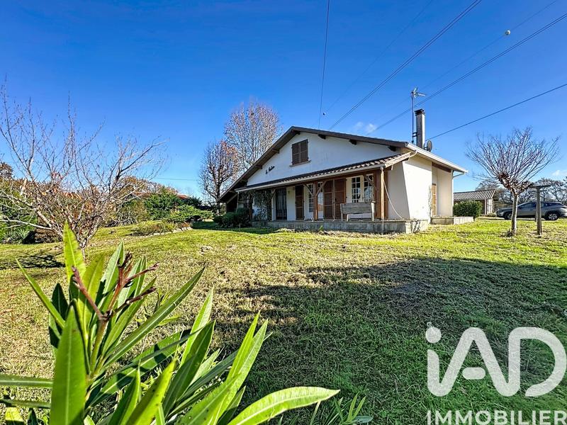 Maison - 138 m² - 5 pièces