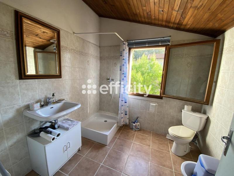 Maison - 147 m² - 5 pièces