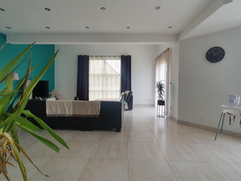 Maison - 160 m² - 7 pièces