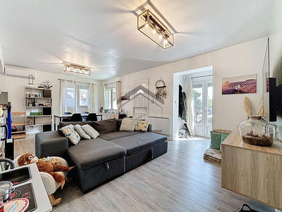 Maison - 74 m² - 4 pièces