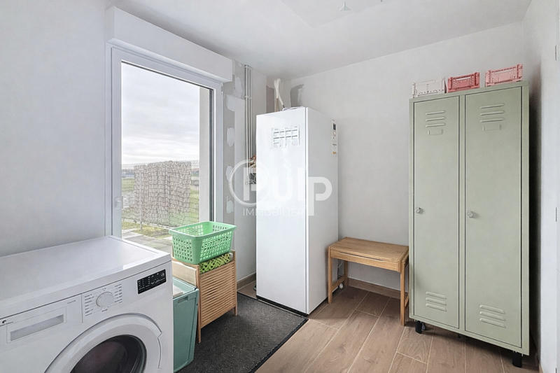 Maison - 96 m² - 4 pièces