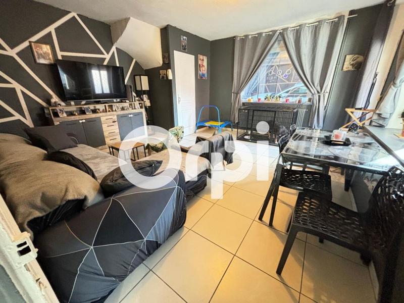 Maison - 90 m² - 3 pièces