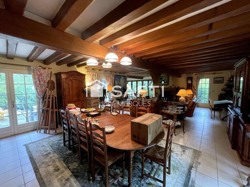 Maison - 266 m² - 7 pièces