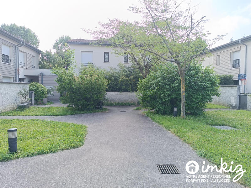 Maison - 104 m² - 5 pièces