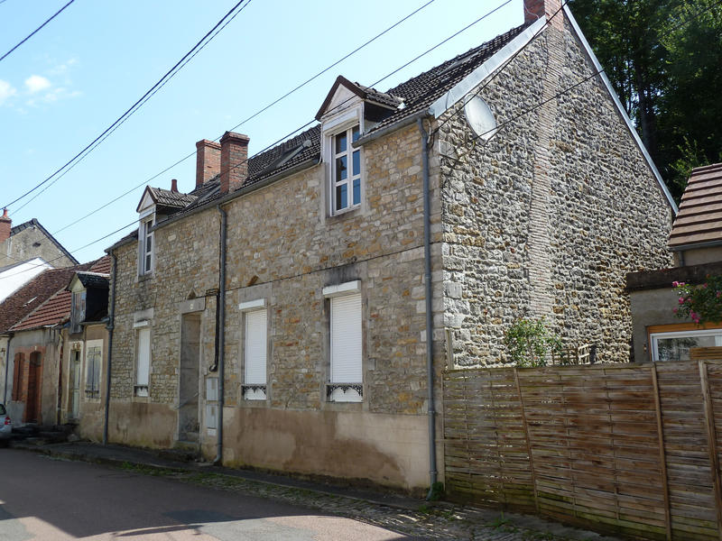 Maison - 161 m² - 10 pièces