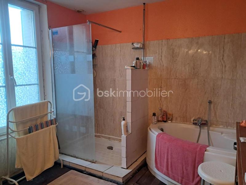 Maison - 194 m² - 7 pièces