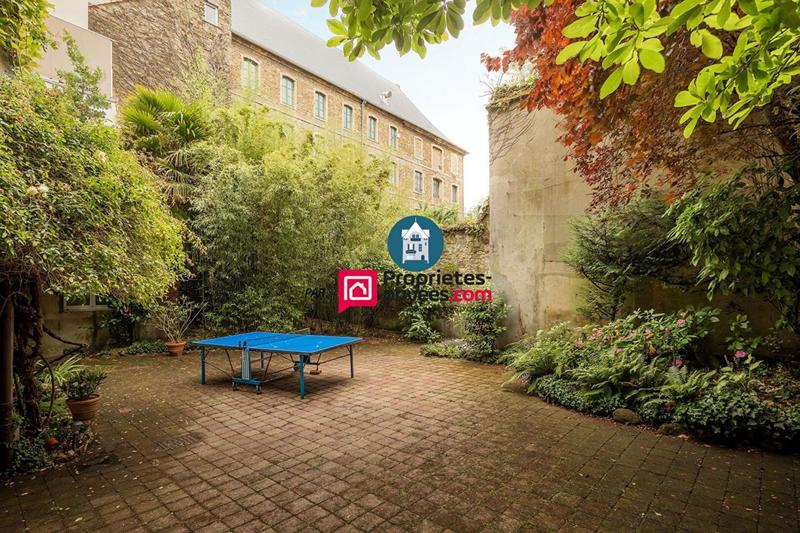 Maison - 388 m² - 15 pièces