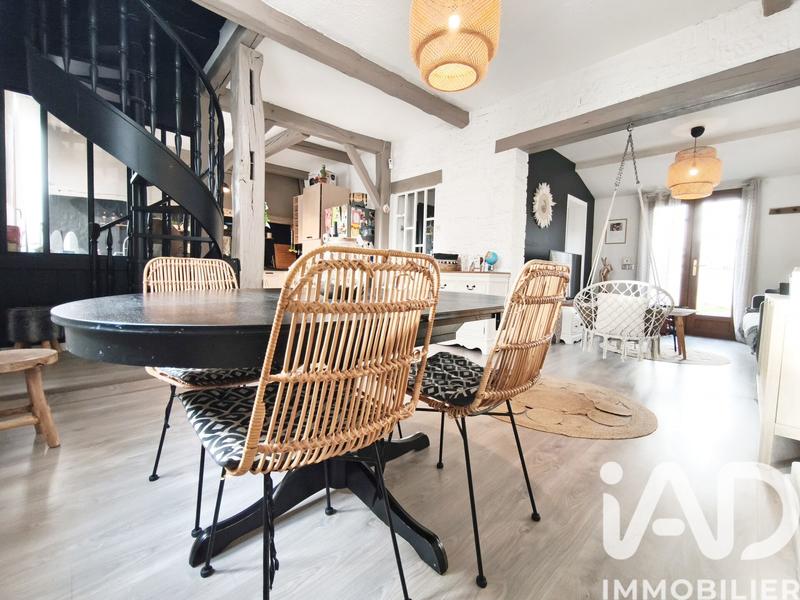 Maison de ville - 90 m² - 5 pièces