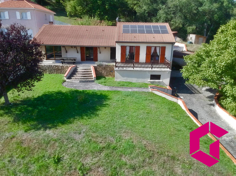 Villa - 140 m² - 7 pièces