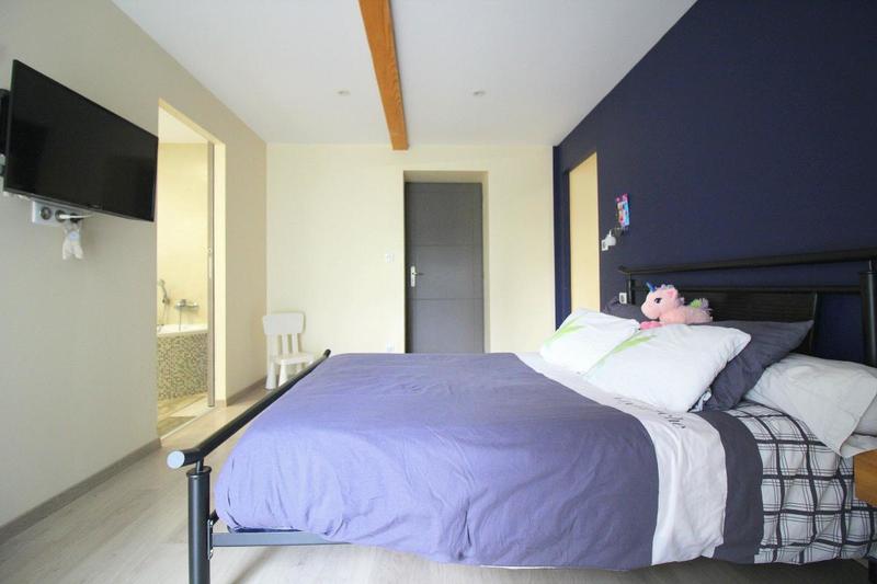 Maison - 192 m² - 5 pièces