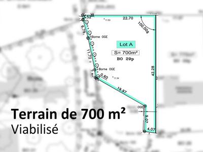 Terrain - 700 m²